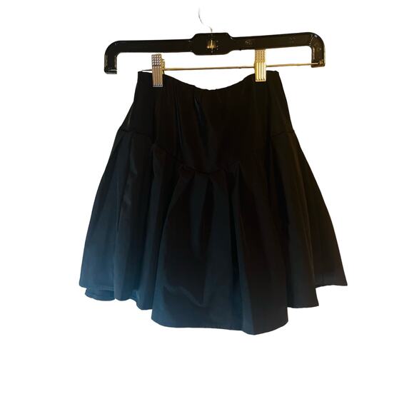 EUC Forever 21 Black Pleated Mini Skirt Size XS - Picture 2 of 7
